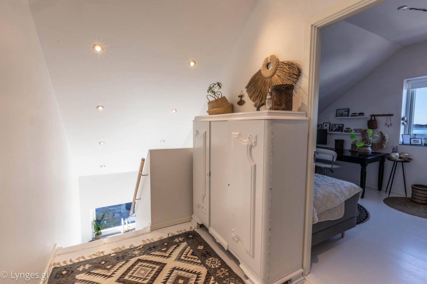 Будинок, 2573 м², 764 000$ — FAKTOR